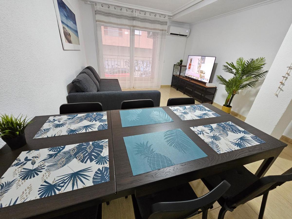 Mimoza Apartamento Torrevieja Eksteriør billede